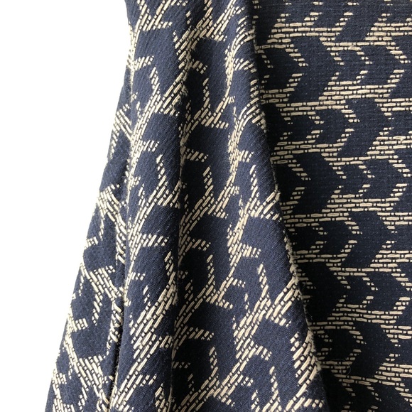 Zara Textured Dress - Picture 3 of 3